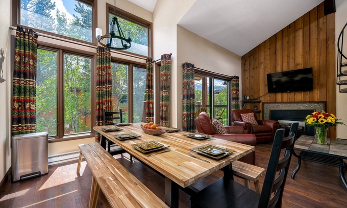 Warrior's Mark Condo | Premier Mountain Retreat | Steps from Slopes & Main Street