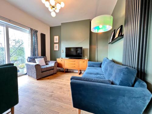 Newport Apartment | Discover Brecon View: Family-Friendly Retreat with Breakfast
