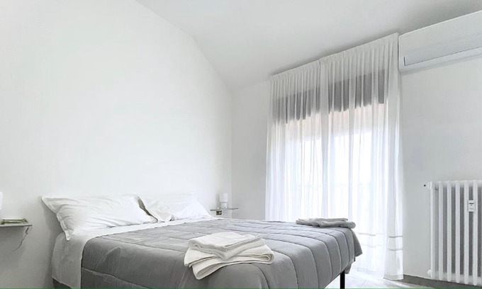 Villa San Giovanni Apartment | Exceptional Stay at Breda 162: Family-Friendly & Accessible