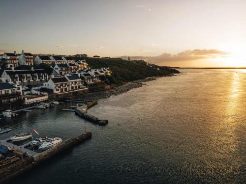 Port Beaufort House | Inviting Breede River Views: Waterfront Gated Estate Stay