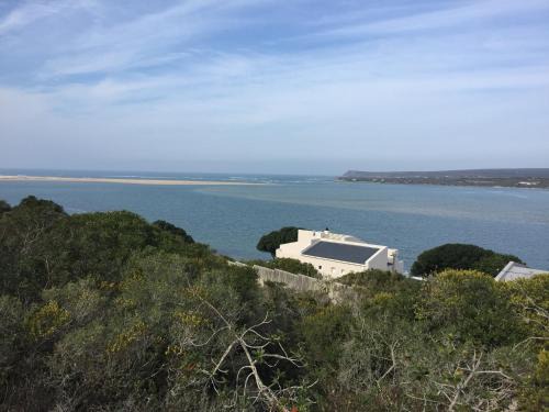 Witsand House | Scenic Breede View Holiday Home with Oceanfront Amenities