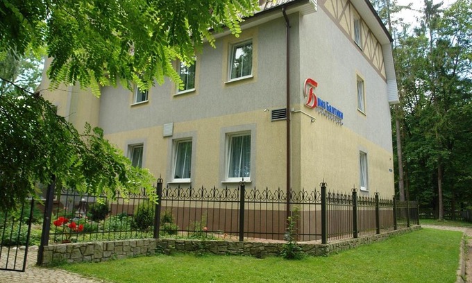 Svetlogorsk House | Discover Breeze Baltiki: Hot Tub & Kitchen Awaits You