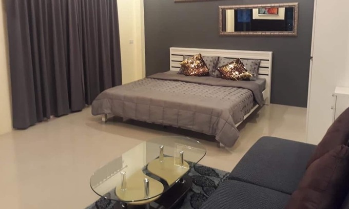Kao Yai Villa | Breeze Valley 1 Palm House