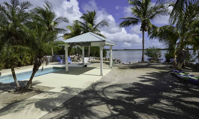 Ramrod Key House | Tranquil Breezeswept Beach Retreat with Pool & Pet Friendly