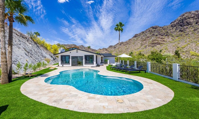 Biltmore Highlands House | Unforgettable Stay at The Hilltop Desert Oasis | Phoenix