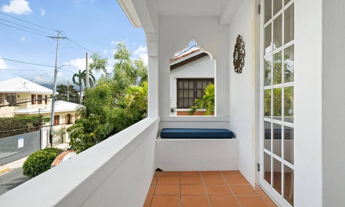 Parque Apartment | Beachside Apartment with Full AC Just Steps from the Sand