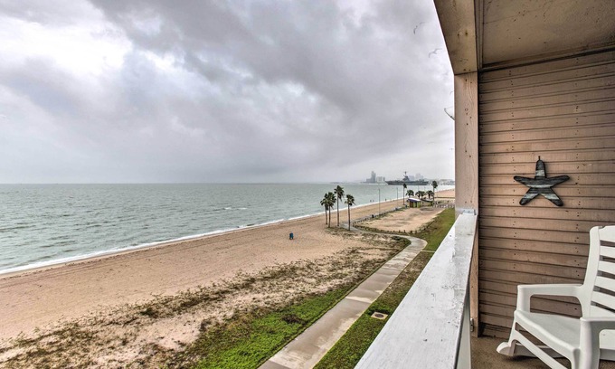 North Beach Condo | Cozy Beachfront Condo with Pool and Ocean View