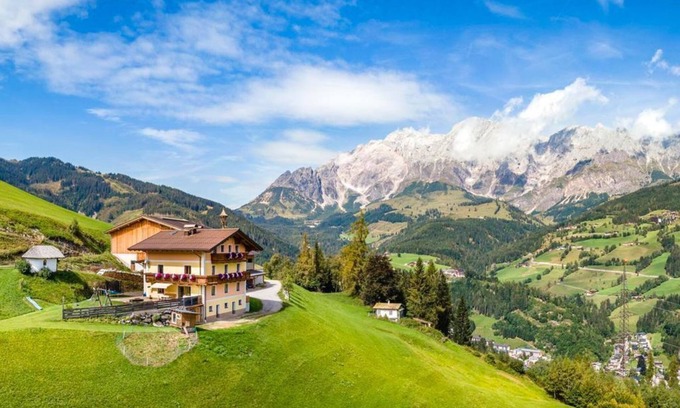 Muehlbach Am Hochkoenig Apartment | Ideal Apartment Brennergut: Child-Friendly Retreat
