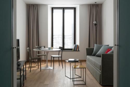 Scala Apartment | Exceptional Brera Apartments Alla Scala - Family-Friendly Retreat