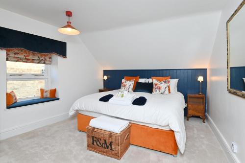 Kirk Ireton House | Discover Briar Cottage: 4-Star Retreat with 9.5/10 Rating