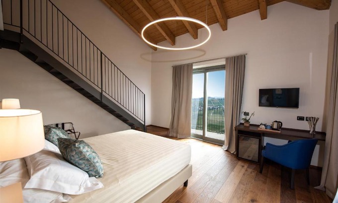 Barbaresco House | Discover Bric D'Alù - Barbaresco: Exceptional Oceanfront Retreat