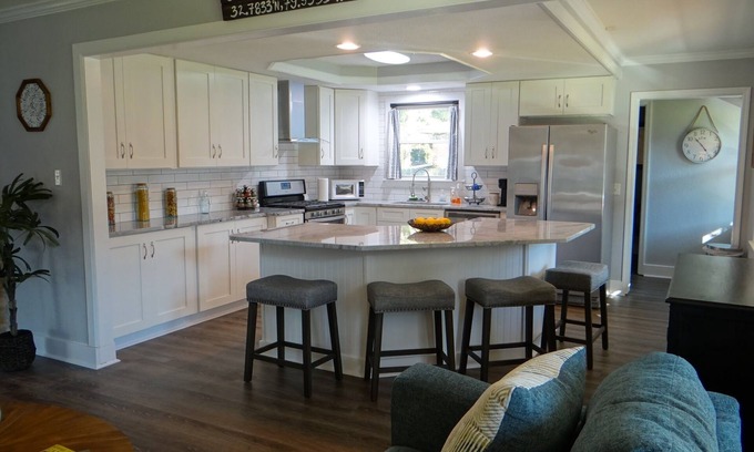 North Charleston House | Inviting Brick Ranch Style Retreat with Pet-Friendly Amenities