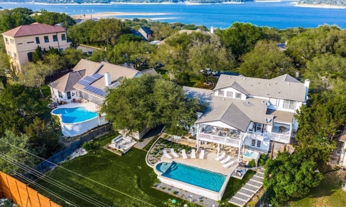 Travis Landing House | Dream Kitchen Retreat: Perfect for Reunions and Celebrations
