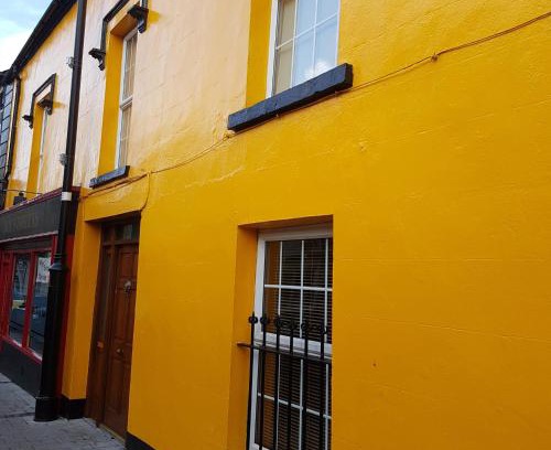 Cortober House | Bridge House - Pet and Child Friendly with 9/10 Guest Rating