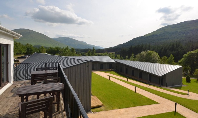 Bridge of Orchy Hotel | Experience Bridge of Orchy Hotel: Family-Friendly Retreat