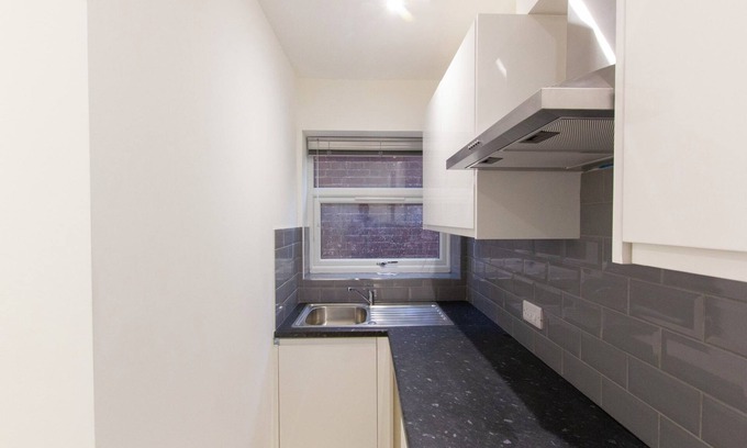Southampton House | Bridge Road - Room 4a