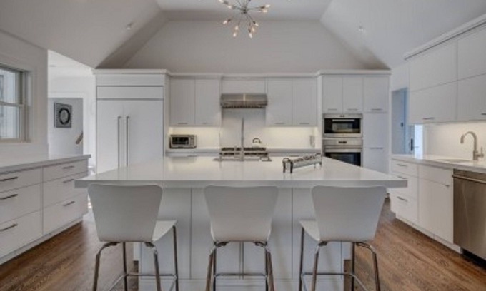 Bridgehampton House | Bridgehampton Retreat: Outdoor TV, Fireplace & Ocean Views