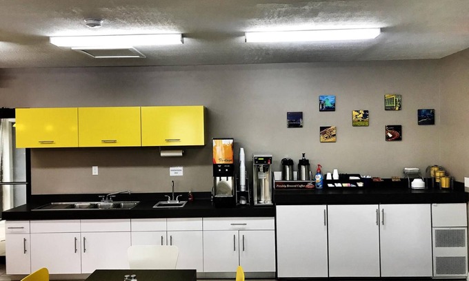 Council Bluffs Hotel | Discover BridgePointe Inn & Suites: Rated 9/10 with Spa