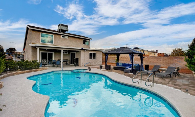 Spring Valley Villa | Bridgeview Villa: Top-Rated Ocean View Retreat with Pool