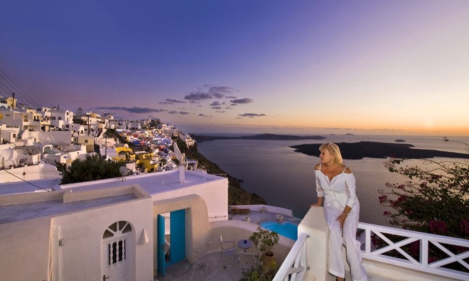 Firostefani Apartment | Scenic BRIGA VILLAS Studio 2 with Private Terrace & Views