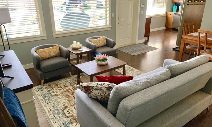 Foothills Apartment | Inviting 2-Bedroom Escape Near Silver Star & Scenic Lakes