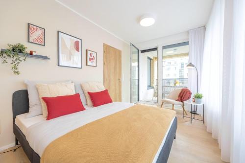 Holesovice Apartment | Cozy 2BR Retreat with Balcony & Free Parking for Families