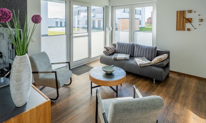 Schwerin Apartment | Bright 3-Room Apartment with Lake View in Schwerin
