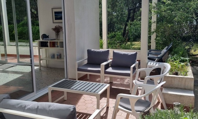 Saint-Trojan-les-Bains Villa | Bright Villa with Ocean View & Spa - Rated 9.8/10