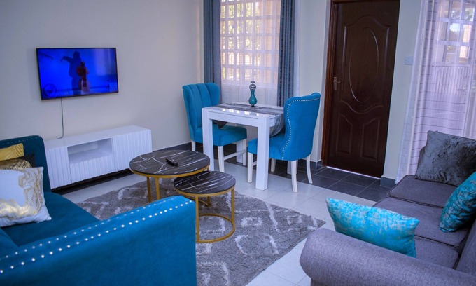 Kisumu House | Bright and Airy Kisumu with Oceanfront Spa Retreat