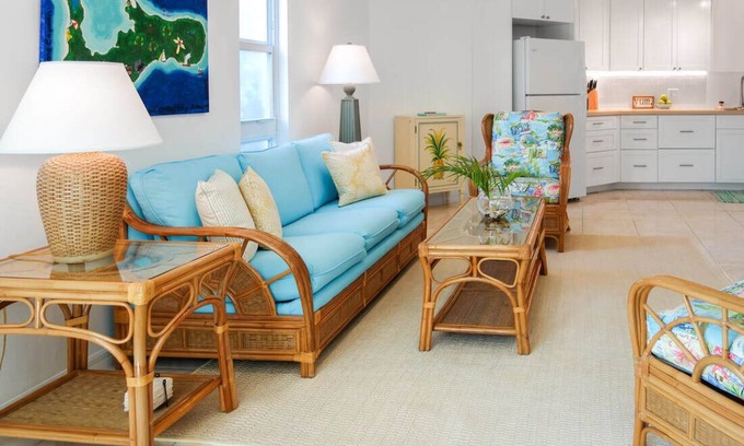 Seven Mile Beach Resort | Colorful 1 Bedroom Condo Steps from Seven Mile Beach