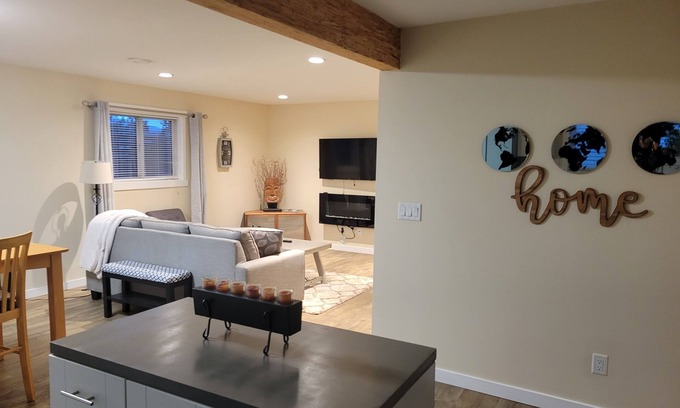 Rutland Apartment | Cozy Basement Suite near Big White and Kelowna Attractions