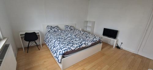 Berg House | Cozy Room Near Airport - Perfect for Families & Travelers
