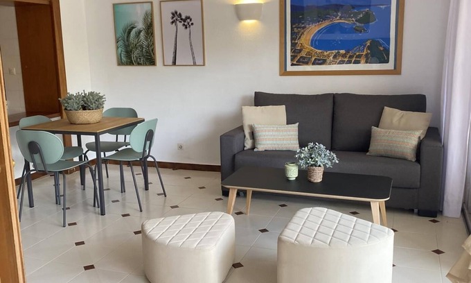 Golden Mile Apartment | Inviting Beachside Apartment with Large Terrace & Pool