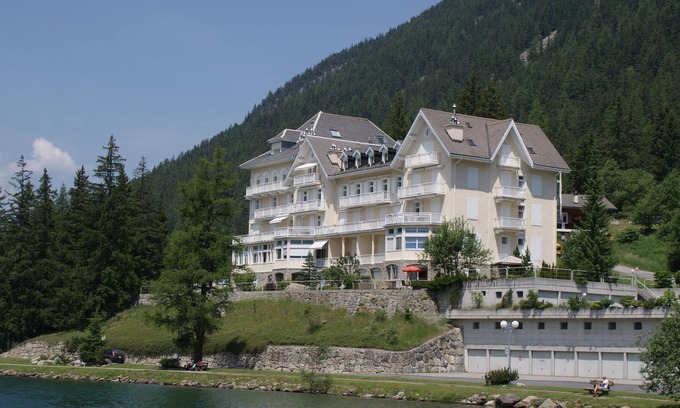 Champex-Lac Apartment | Bright apartment with views of the lake and mountains - Champex-Lac