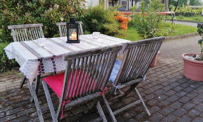 Biberach Apartment | Bright apartment with mountain and garden views
