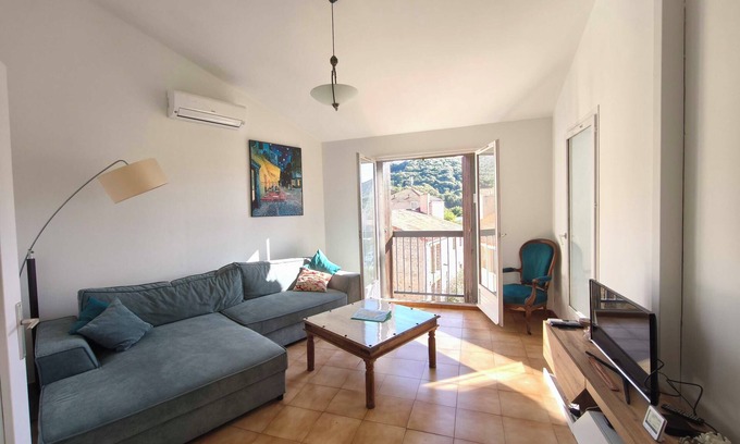 Cauro Apartment | Bright apartment with two bedrooms in Ajaccio