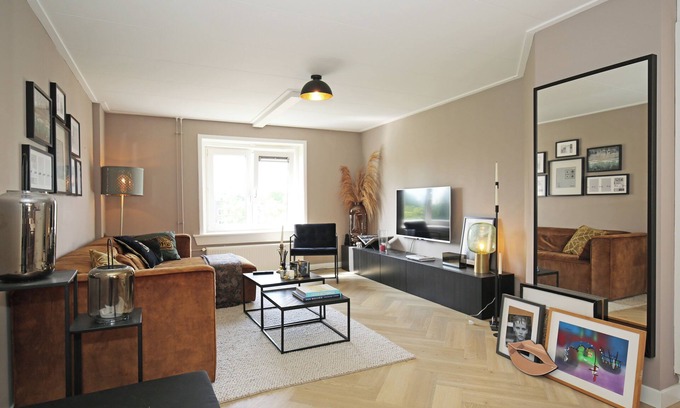 IJsselbuurt Apartment | Bright City Retreat near Center & RAI" with perfect WIFI