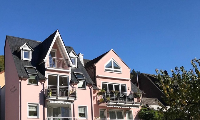 Cochem Apartment | Cozy Vacation Apartment with Panoramic Views & Kitchen