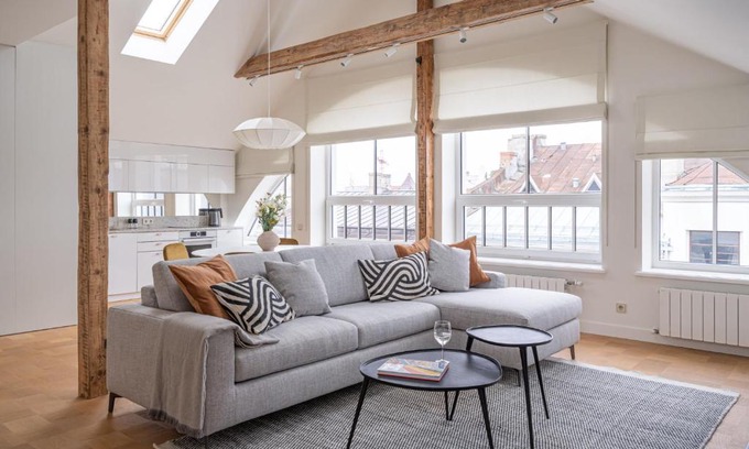 Avoti Apartment | Bright Designer Apartment in City Centre with Great Ratings