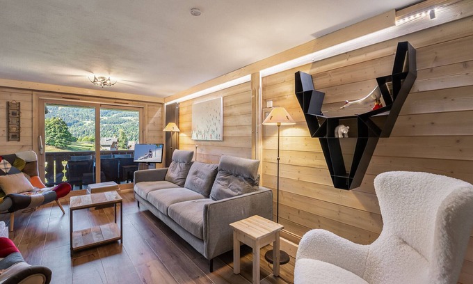 Meribel Village Apartment | Elegant 4-Bedroom Apartment Méribel with Pool & Spa