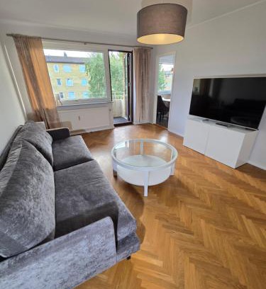 Tolered Apartment | Bright Family Apartment with Balcony