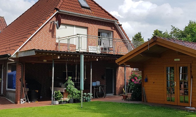 Warsingsfehn Condo | Bright Apartment with Balcony, Pool & Ocean Views Awaits