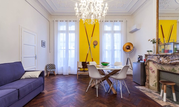 Sete Apartment | Prime Haussman Apartment with Ocean Views in City Center
