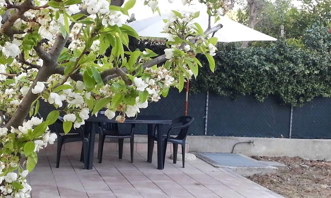 Bordonchio Apartment | Private Garden Villa with Ocean View & Spa Amenities