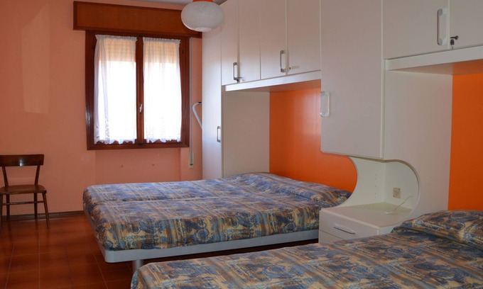 Caorle Apartment | Comfortable 2-Bedroom Apartment with Spa & Breakfast