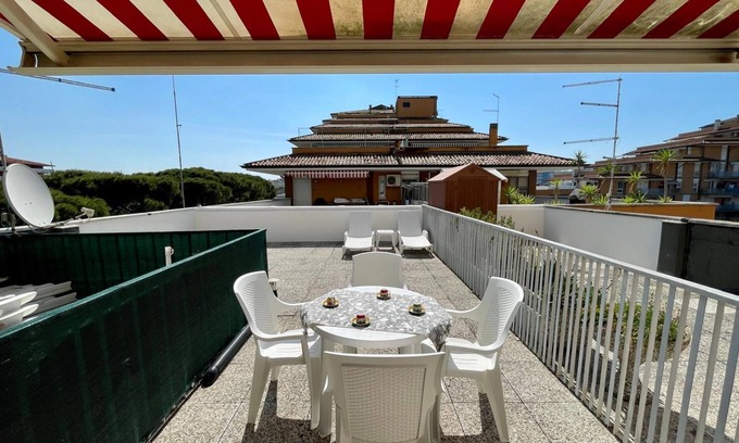 Porto Santa Margherita Apartment | Bright studio with terrace