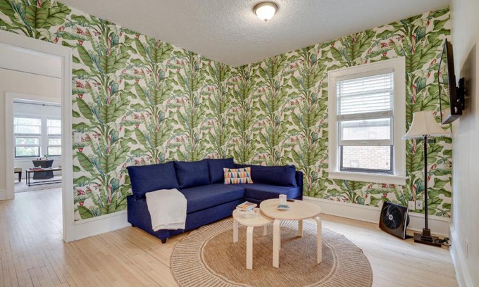 Elliot Park Apartment | Perfect Minneapolis Vacation Rental - 1 Mi to Downtown!