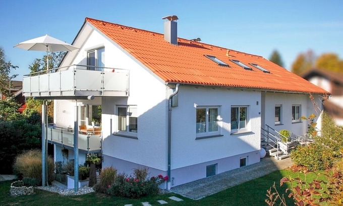 Taferrot Apartment | Bright modern vacation apartment - apartment with balcony - surrounded by beautiful nature