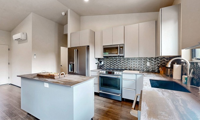 Cedar Hills House | Newly Built Home with Deck, Near Nike & Central Beaverton