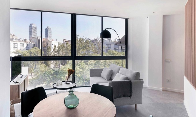 La Vila Olimpica del Poblenou Apartment | Inviting Oasis 1 BD Apartment with Top Amenities in Poble Nou